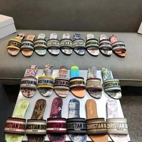 Dior 2025 nuevo verano carta de cuero genuino bordado ropa exterior zapatillas de mujer-2336  