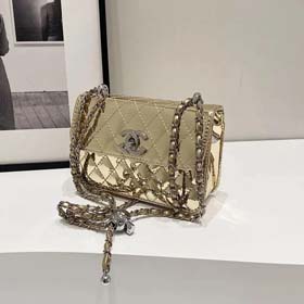 Chanel - 0692  