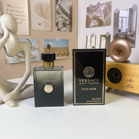 Versace Negro Oud Agua de Parfum-3518